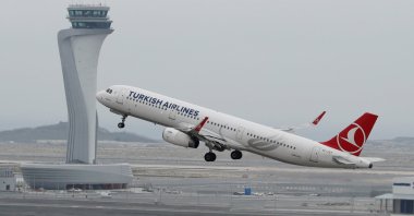 A Turkish Airlines Airbus A321-200 plane takes off from the city's new Istanbul Airport in Istanbul, Turkey, April 6, 2019. (Reuters Photo)