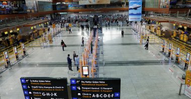 People are seen at the domestic departure terminal of Sabiha Gökçen Airport, in Istanbul, Turkey June 11, 2020. (Reuters Photo)