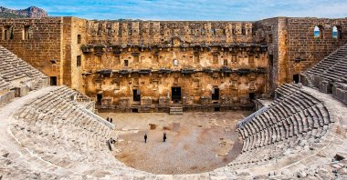 The ancient theater in Antalya’s Aspendos is a great venue to witness artists perform. (Shutterstock Photo)