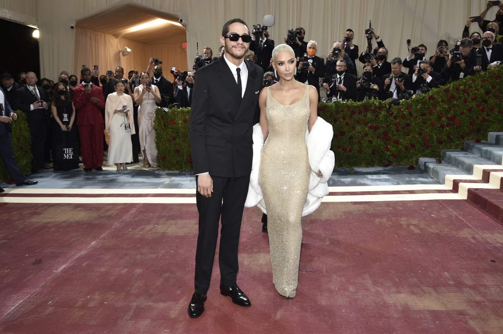Kim Kardashian (R) and Pete Davidson attend the Metropolitan Museum of Art&#039;s Costume Institute benefit gala celebrating the opening of the &quot;In America: An Anthology of Fashion&quot; exhibition, New York, U.S., May 2, 2022. (AFP Photo)