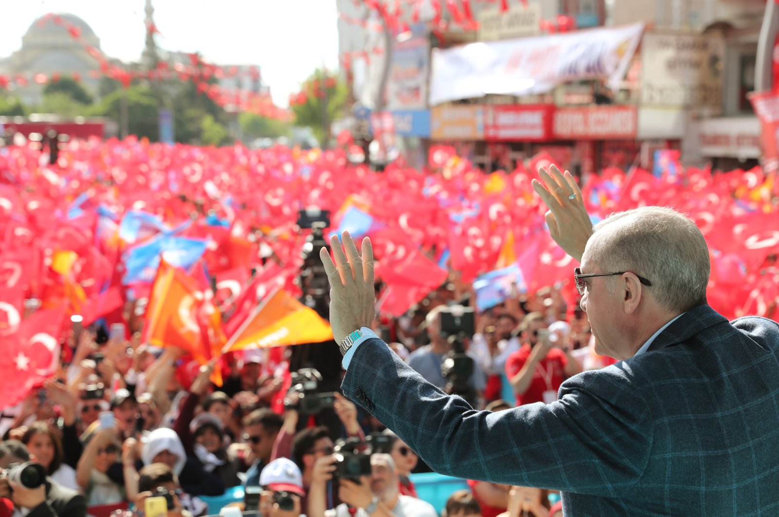 President Recep Tayyip Erdoğan attends a rally in Van, eastern Turkey, June 11, 2022. (AA Photo)