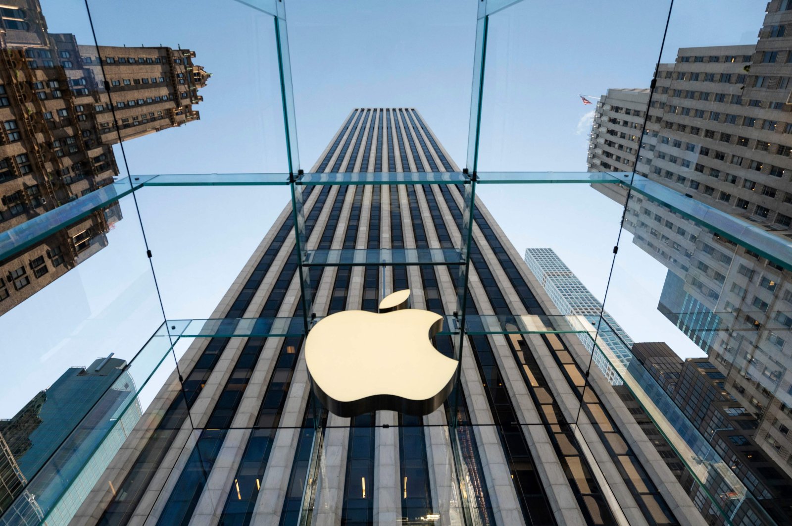 The newly renovated Apple Store on Fifth Avenue is pictured in New York City, U.S., Sept. 19, 2019. (AFP Photo)