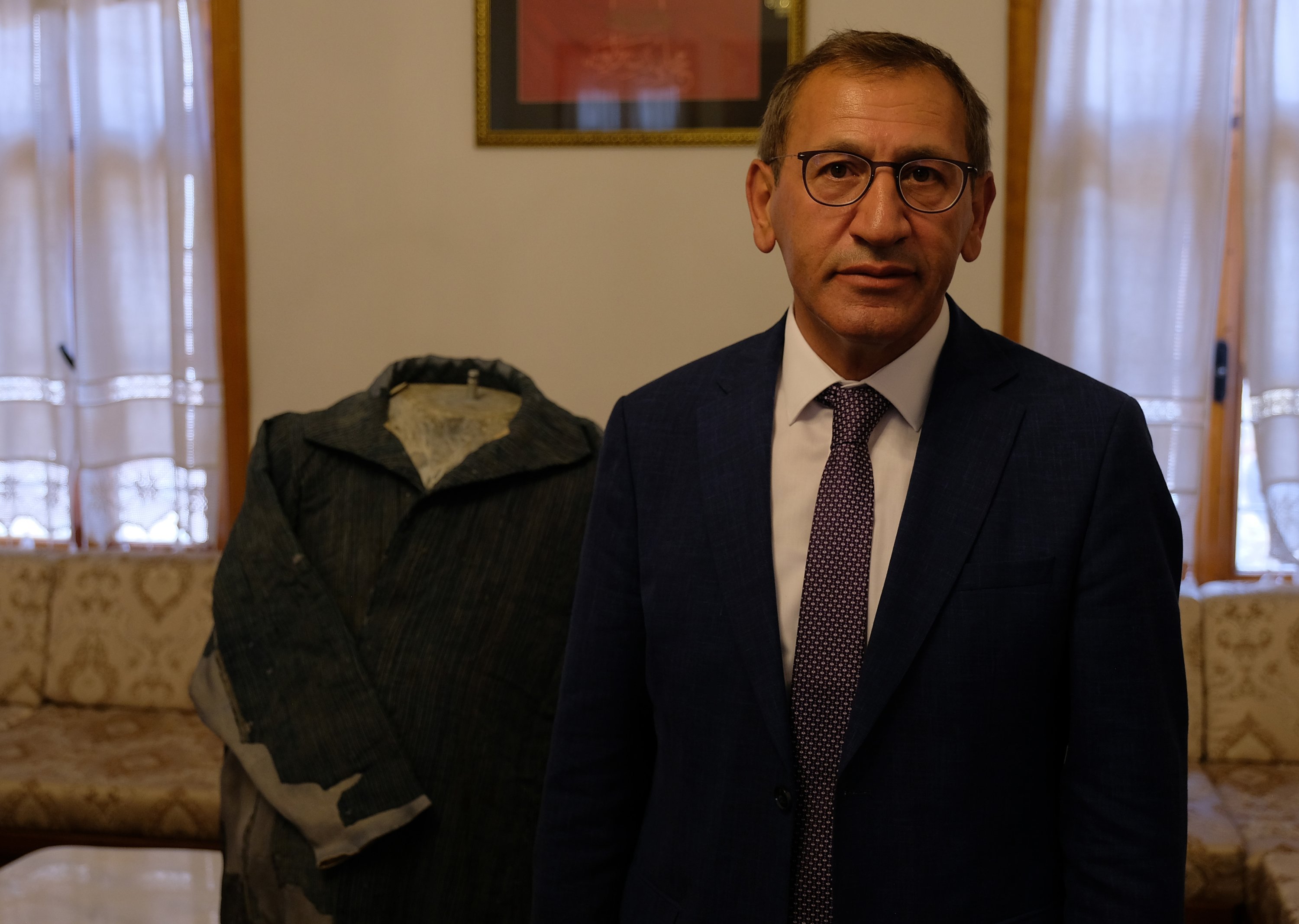Mevlana Museum Director Naci Bakırcı, remarks on the clothes of Mevlana Jalaluddin Rumi, Konya, Turkey, June 18, 2022. (DHA Photo)