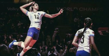 This undated photo shows Brazilian champion Minas's Turkish volleyball player Neriman Özsoy (L) in action, Belo Horizonte, Brazil.