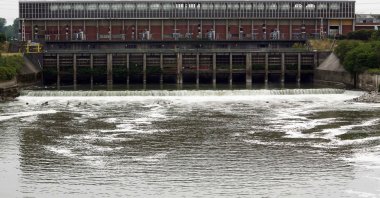 A view of the Enel green power Hydroelectric power plant at Isola Serafini, on the Po river in San Nazzaro, Italy, June 15, 2022. (AP Photo)