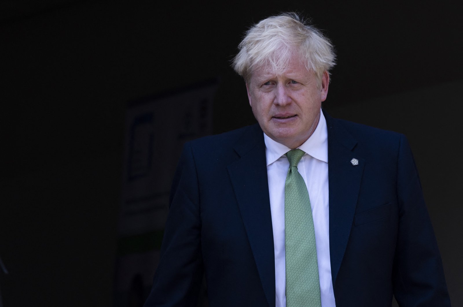 Tekanan meningkat pada PM Inggris Johnson setelah kehilangan 2 kursi parlemen