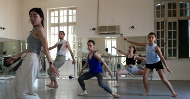 Turkish dancers rehearse with the Martha Graham Dance Company for their show to be presented at the International Izmir Festival, Izmir, Turkey, July 26, 2022. (AA)