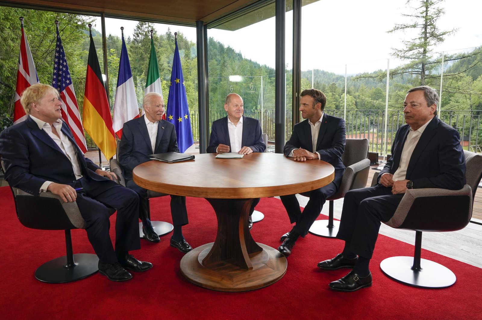 G7 leaders from left, British Prime Minister Boris Johnson, U.S. President Joe Biden, German Chancellor Olaf Scholz, French President Emmanuel Macron and Italy&#039;s Prime Minister Mario Draghi meet on the sidelines of the G7 summit at Castle Elmau in Kruen, Germany, June 28, 2022. (AP Photo)