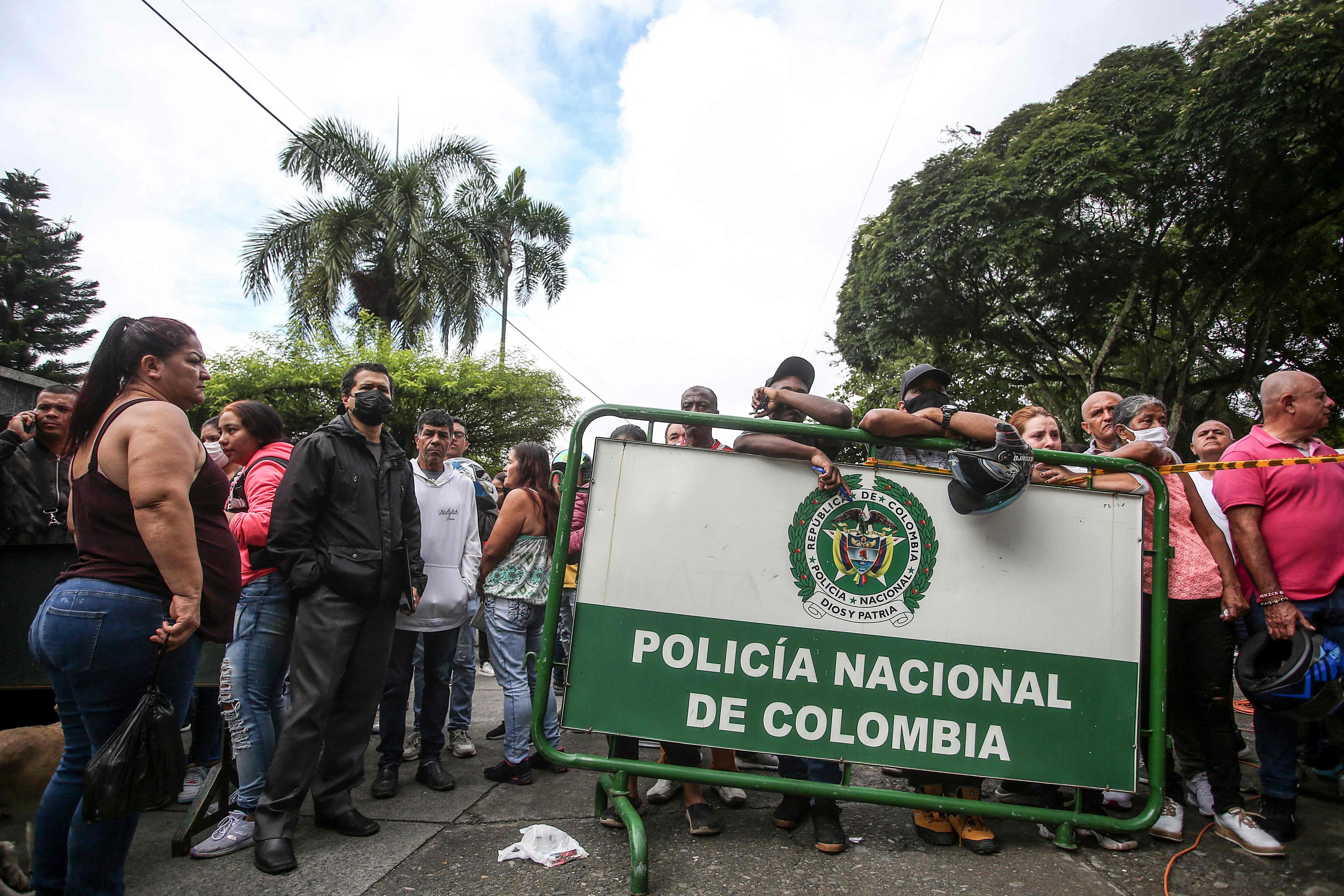 51 narapidana tewas, puluhan terluka dalam kerusuhan dan kebakaran penjara Kolombia