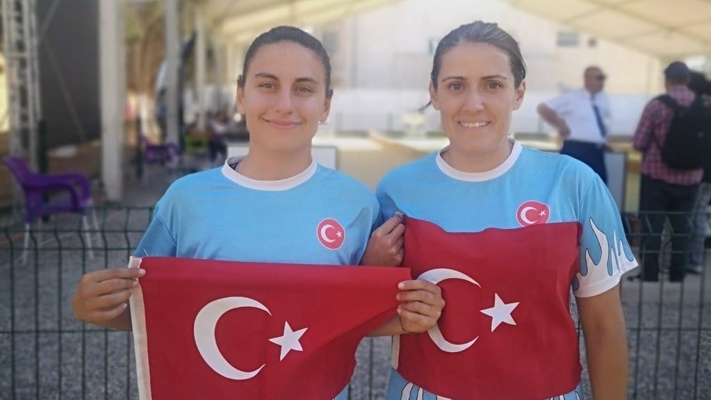 Gülçin Esen (L) and Beyza Tatarlı win gold medal in bocce at the Mediterranean Games, Oran, Algeria, June 28, 2022. (IHA Photo)
