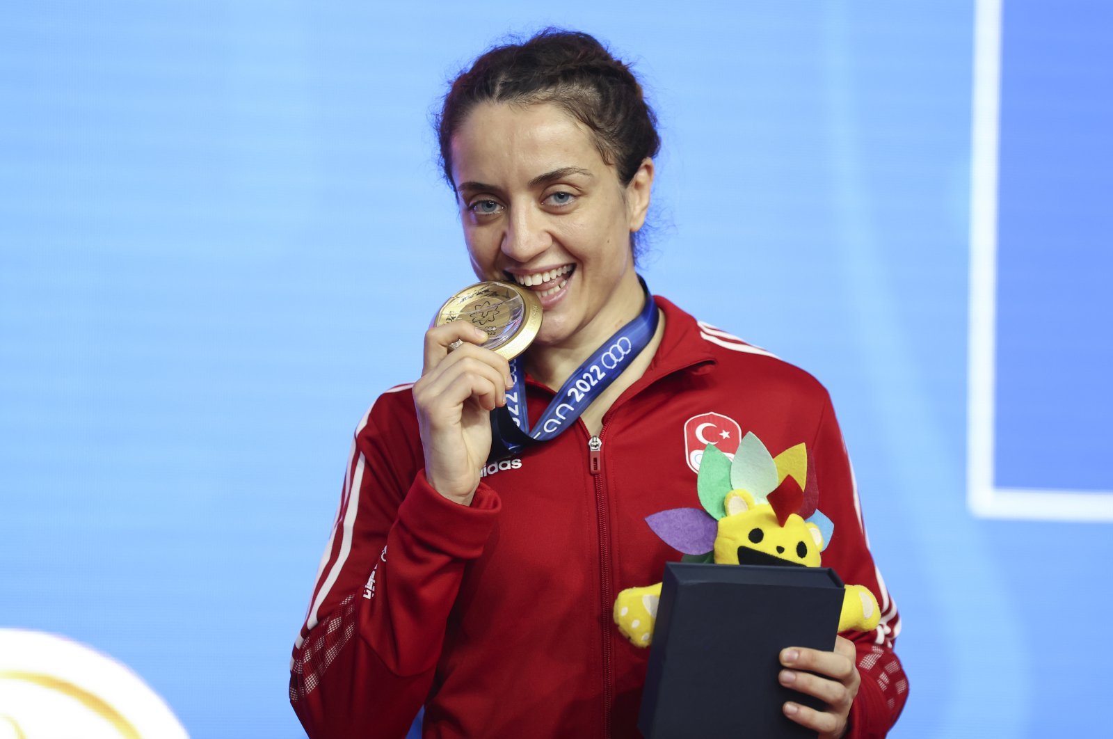 Bediha Gün celebrates winning gold in the 57-kg final at the Mediterranean Games, Oran, Algeria, June 29, 2022. (AA Photo)