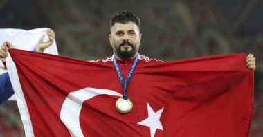National athlete Özkan Baltacı won the gold medal in the men's hammer throw at the 19th Mediterranean Games held in Algeria, July 7, 2022, Oran, Algeria. (AA Photo)