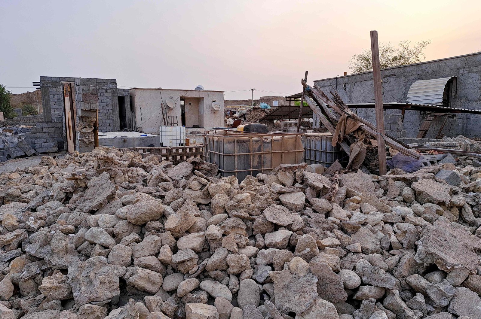 The destruction in the aftermath of a 6.0 magnitude earthquake in the village of Sayeh Khosh in Iran&#039;s southern Hormozgan province, southern Iran, July 2, 2022. (AFP Photo)