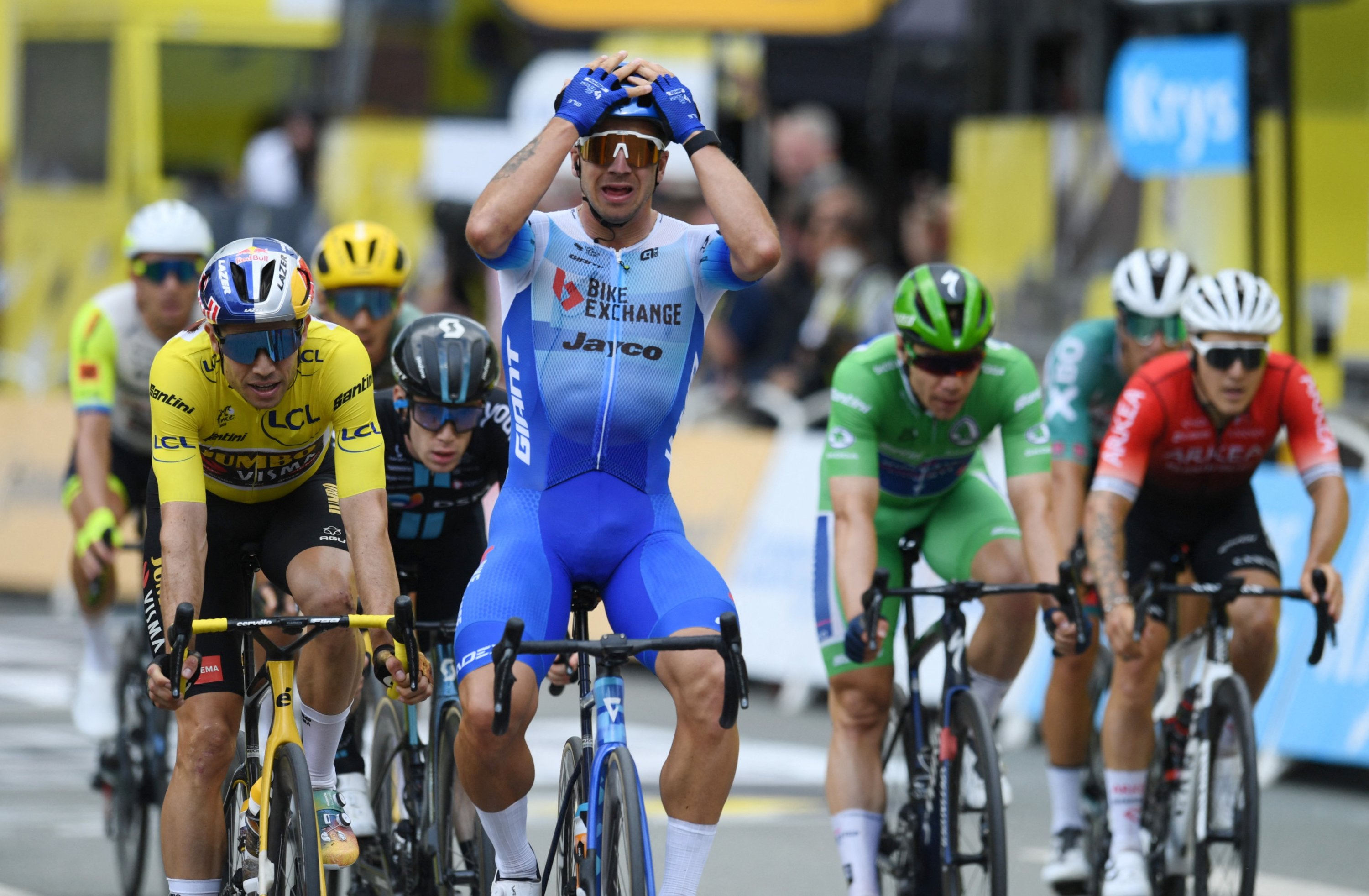 Groenewegen wins Tour de France stage 3 in photo finish Daily Sabah
