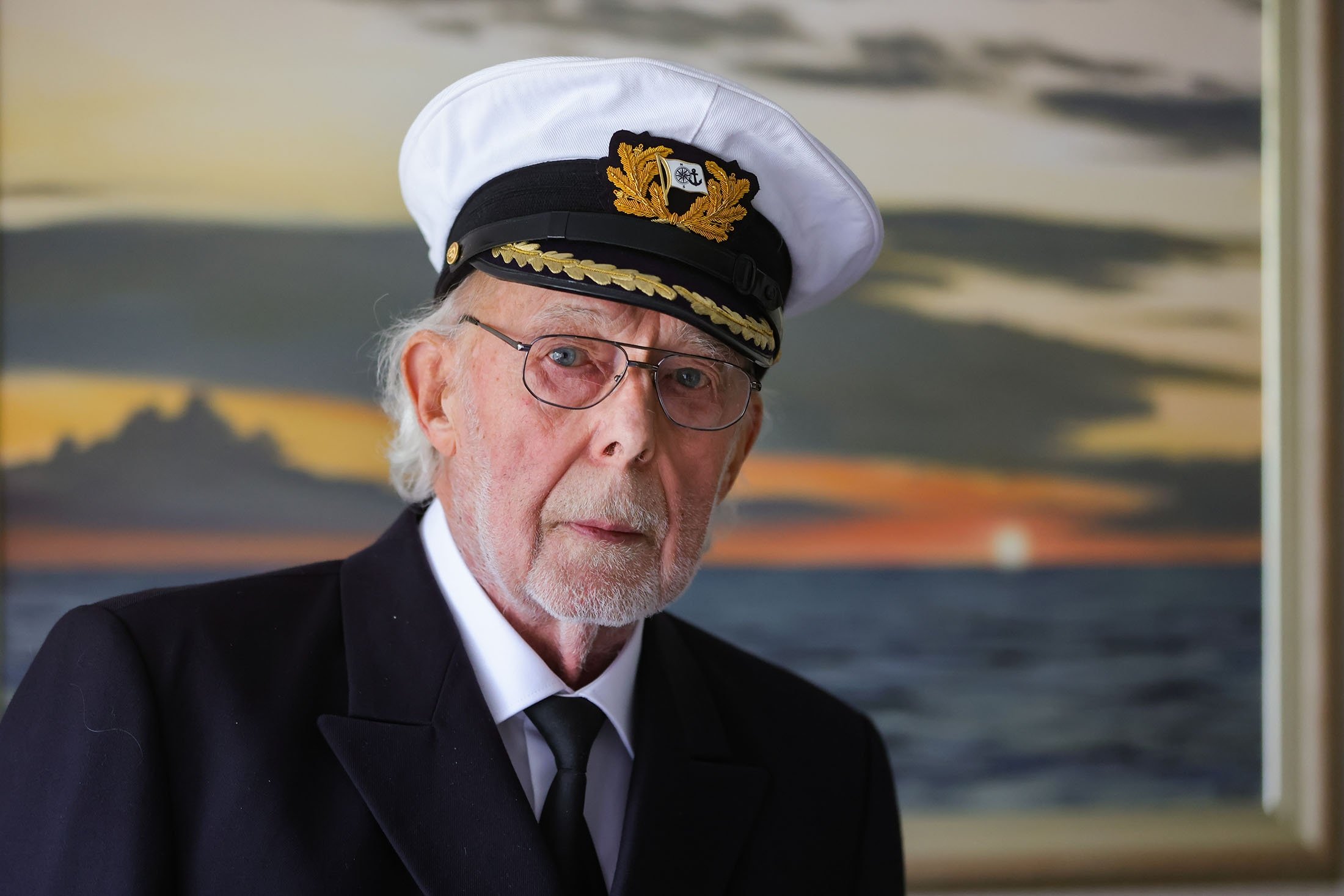 There are many misconceptions about what burials at sea entail, says Captain Horst Hahn. (dpa Photo)