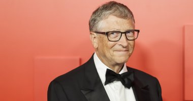 Microsoft founder Bill Gates poses on the red carpet at the Time 100 Gala, New York, U.S., June 8, 2022. (EPA Photo)