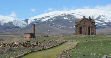 Remains of the cathedral in Ani, are seen in eastern Turkey, only a few hundred meters from the border with Armenia, April 3, 2015. (AFP Photo)