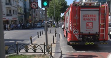 A fire truck passes at a green light, in Istanbul, Turkey, July 4, 2022. (DHA Photo)