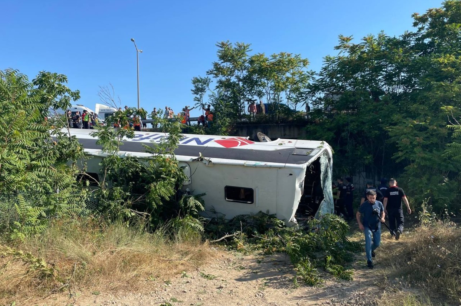 Enam tewas saat bus terbalik di barat laut Turki