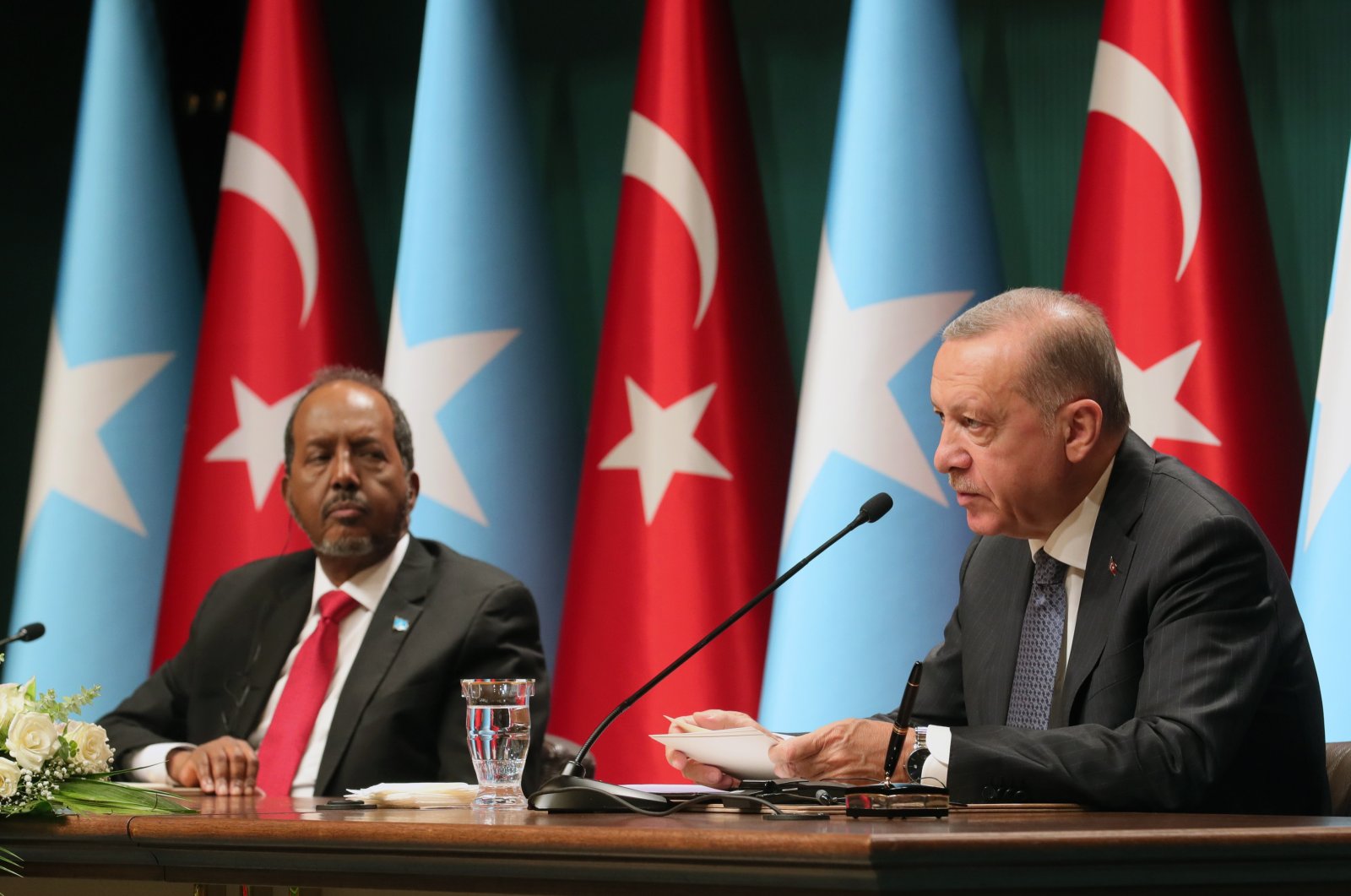 President Recep Tayyip Erdoğan (R) speaks at a joint press conference with his Somali counterpart Hassan Sheikh Mohamud in the capital Ankara, Turkey, July 6, 2022. (AA Photo)