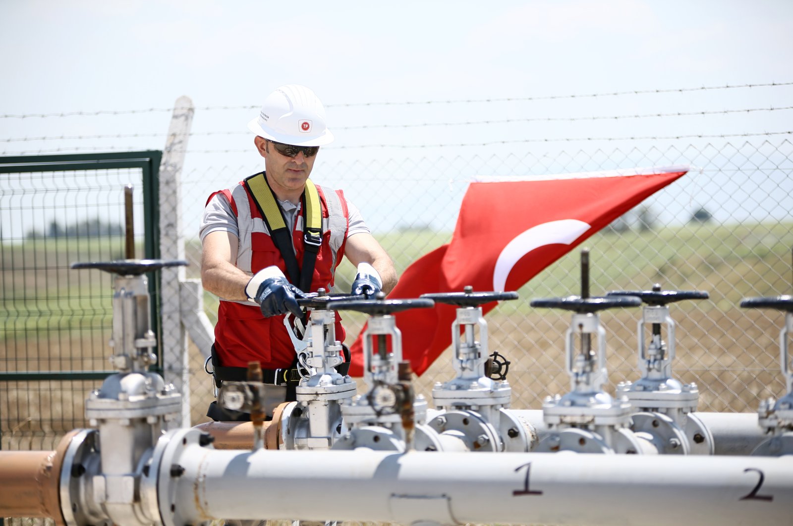 A worker is seen at Turkish Petroleum Corporation’s Çukurova production facility in Adana, southern Turkey, July 7, 2022. (AA Photo)