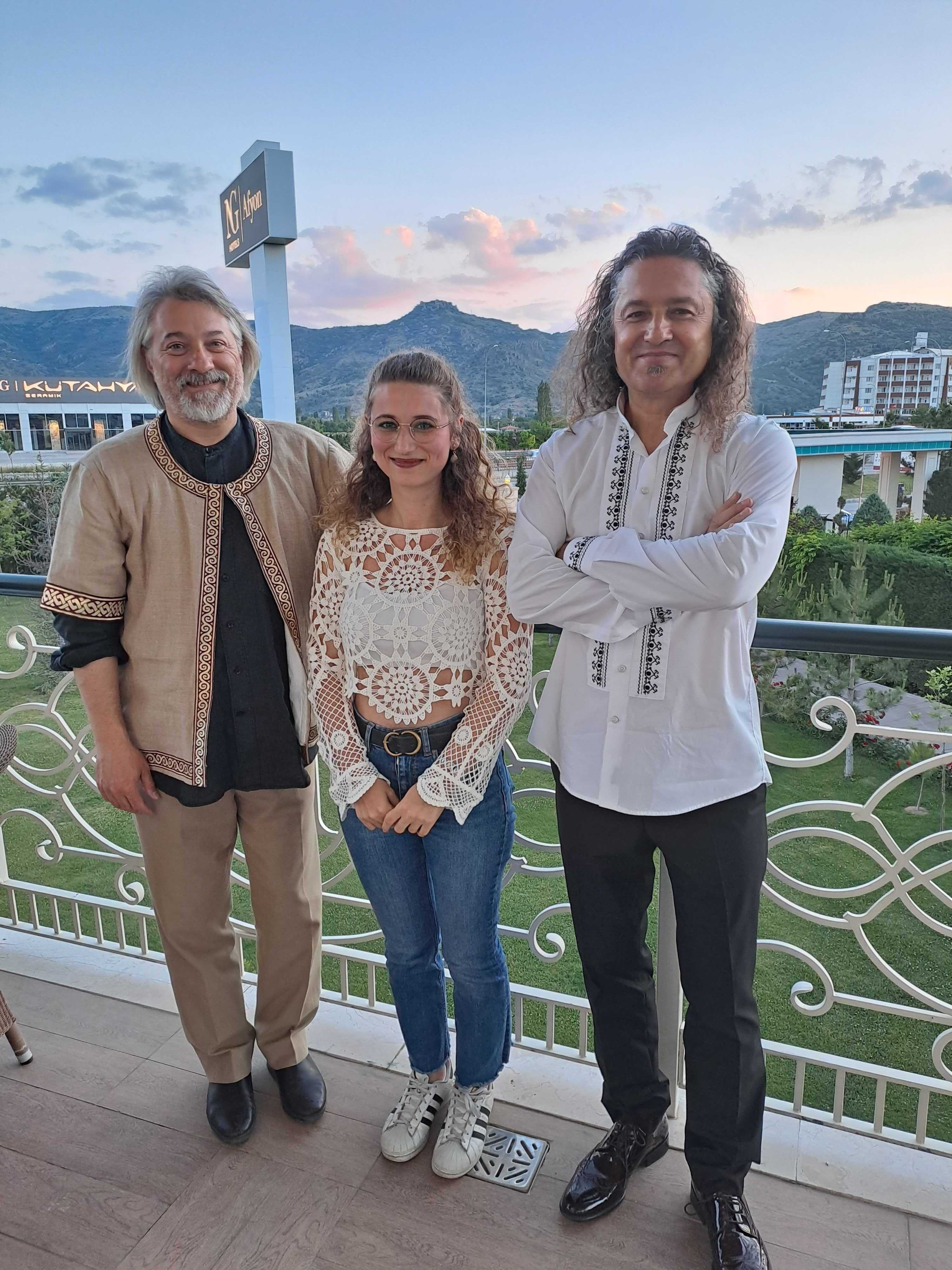 Çağatay Akyol (L), Daily Sabah's İrem Yaşar (C) and Aydın Yavaş pose at the NG Hotel, Afkonkarahisar, western Turkey, June 8, 2022. (Daily Sabah Photo)