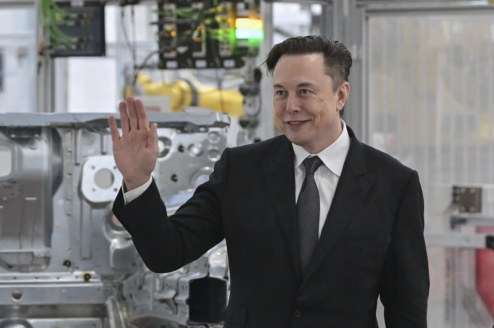 CEO Tesla Elon Musk membatalkan kesepakatan Twitter senilai  miliar