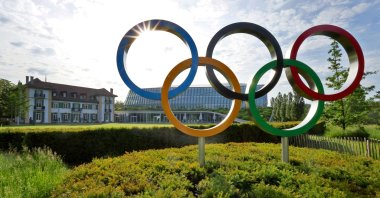 The Olympic rings are seen in front of the IOC headquarters, Lausanne, Switzerland, May 17, 2022. (Reuters Photo)