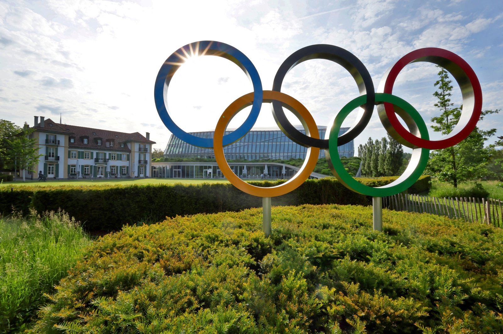 The Olympic rings are seen in front of the IOC headquarters, Lausanne, Switzerland, May 17, 2022. (Reuters Photo)
