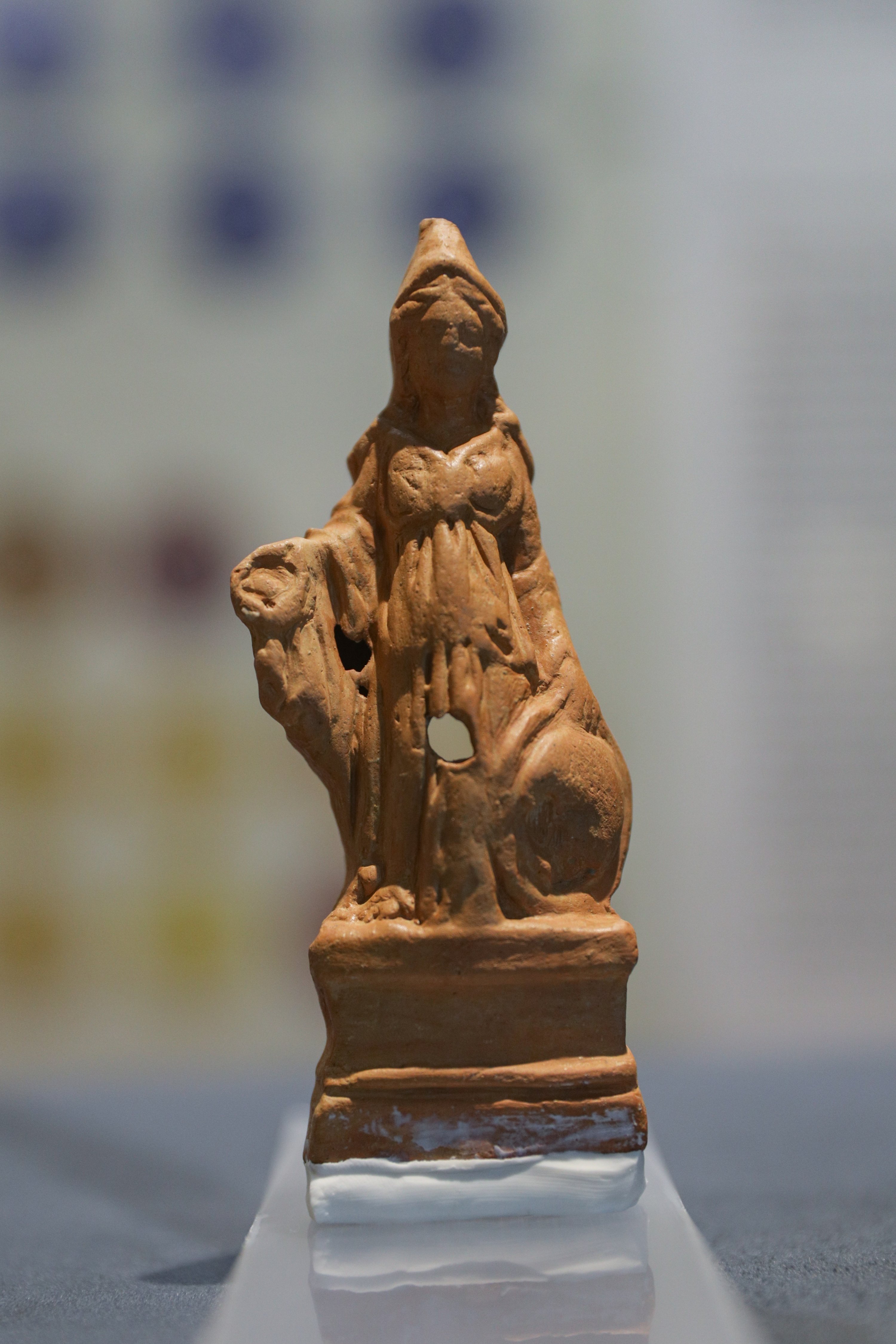 A 12-centimeter-tall Athena statue found in 2012 in the Aliağa Cyme excavation on display at the Izmir Archaeological Museum, western Turkey, July 12, 2022. (AA Photo)