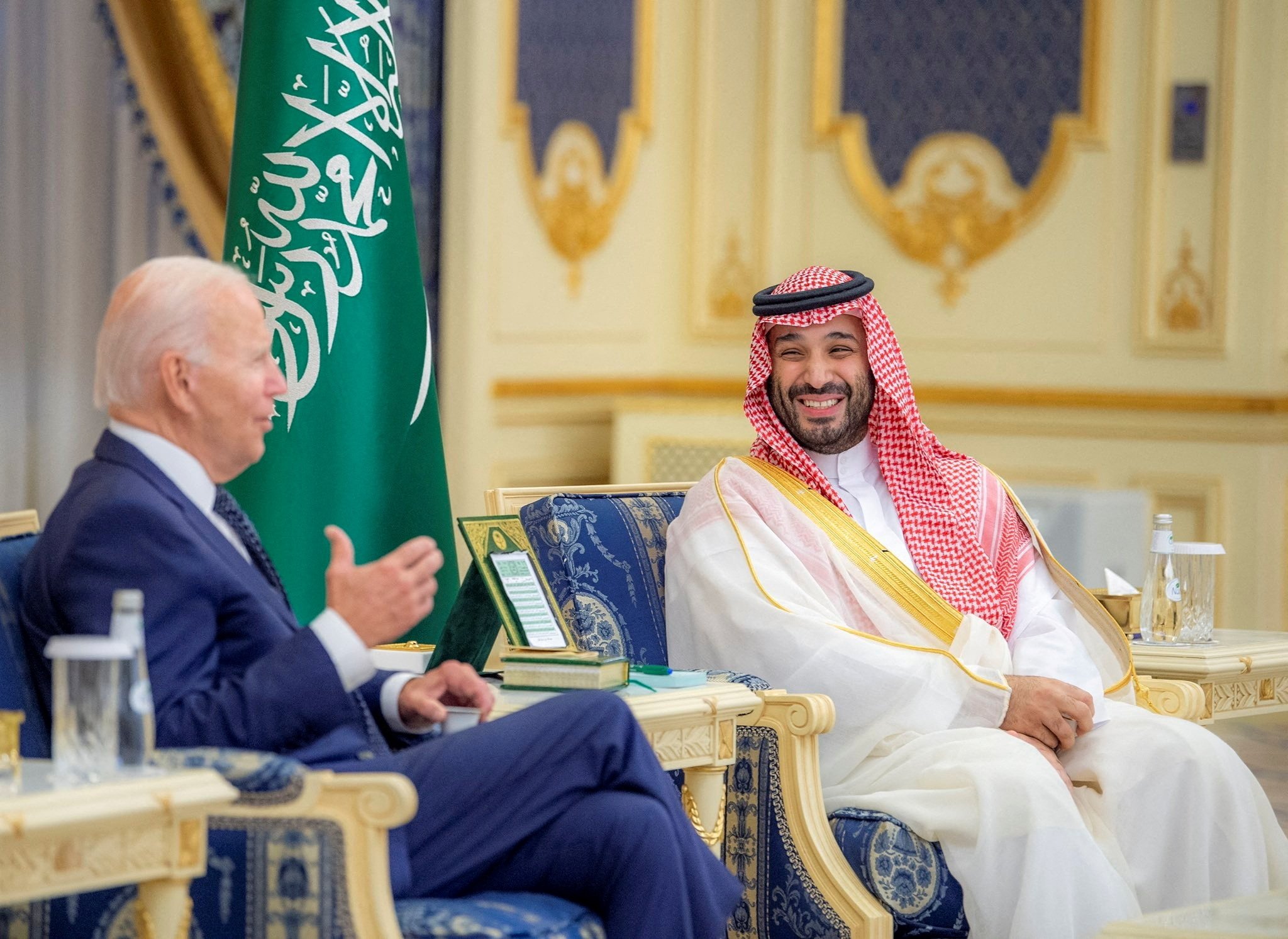 US President Biden arrives in Saudi Arabia, meets MBS | Daily Sabah