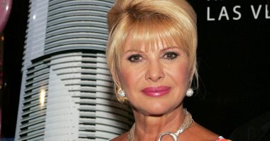 U.S. socialite Ivana Trump arrives for the Los Angeles launch of Ivana Trump Las Vegas, a luxury residential building, at the Regent Beverly Wilshire Hotel in Beverly Hills, U.S., Aug. 15, 2005. (Reuters Photo)