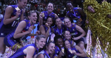 Italian players celebrate winning the 2022 FIVB Women&#039;s Volleyball Nations League title, Ankara, Turkey, July 17, 2022.