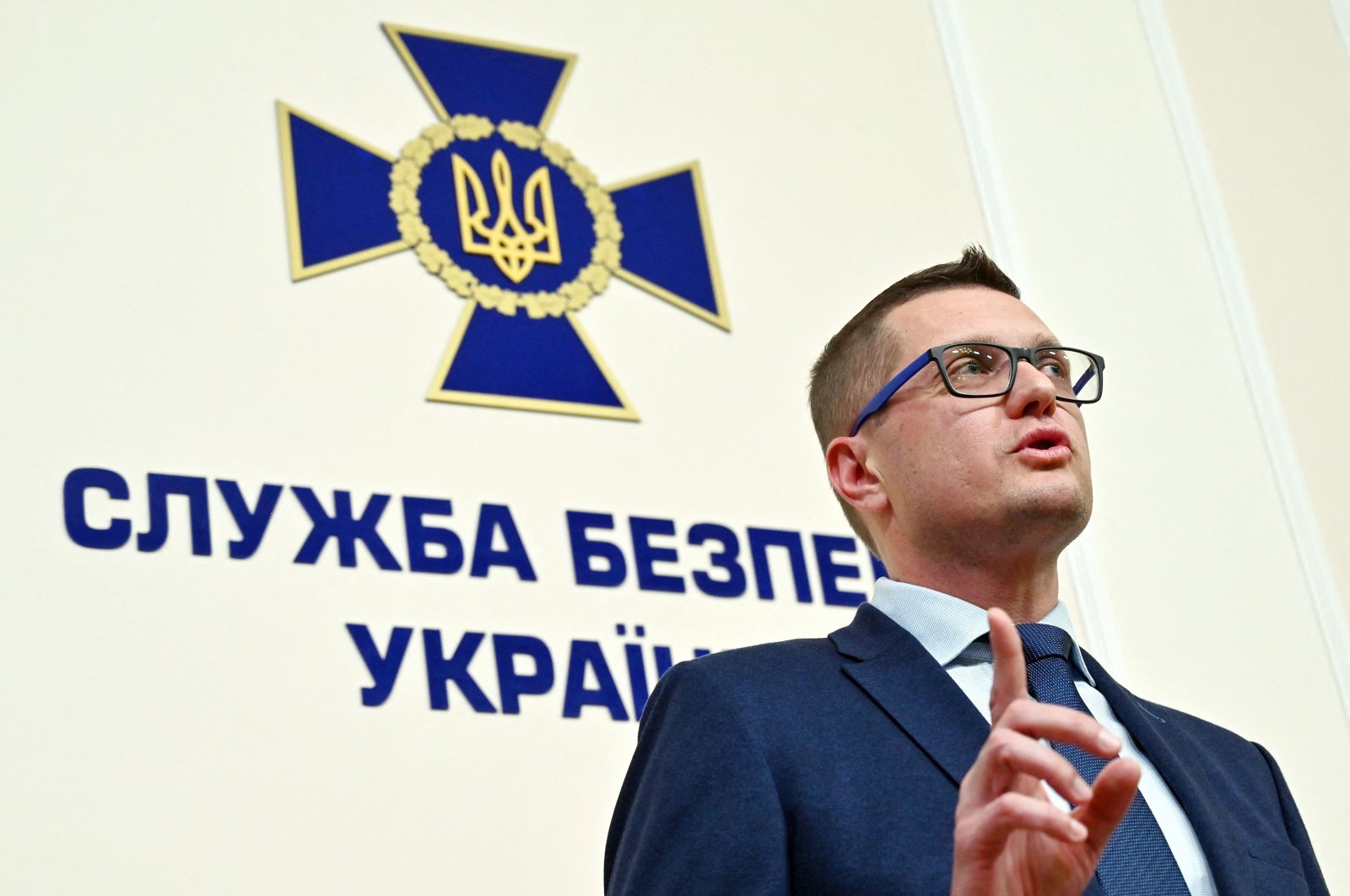 Zelenskyy berupaya memperkuat keamanan Ukraina dengan perombakan
