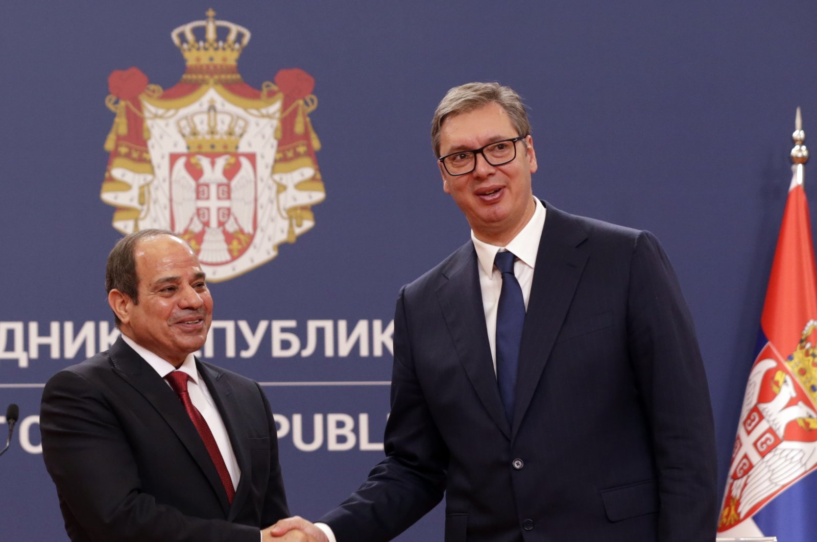 Serbian President Aleksandar Vucic (R) and Egypt&#039;s President Abdel-Fattah el-Sissi (L) shake hands after their meeting in Belgrade, Serbia, July 20, 2022. (EPA Photo)