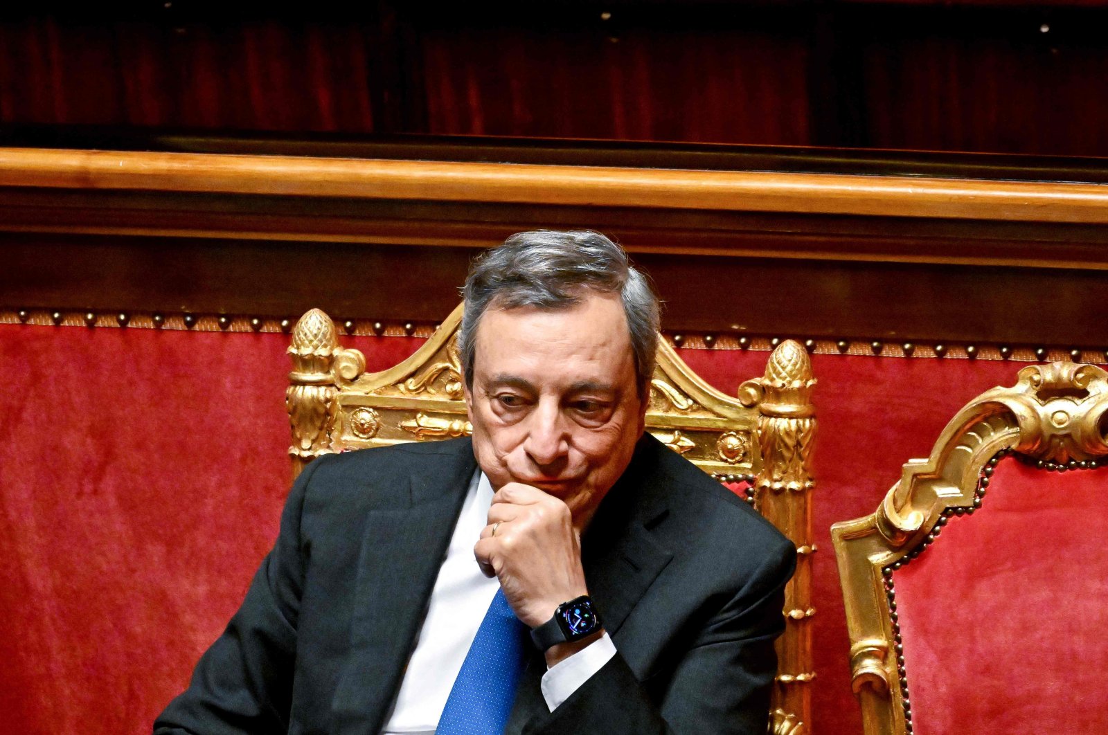 Draghi di ambang karena upaya untuk menyelamatkan pemerintah Italia gagal
