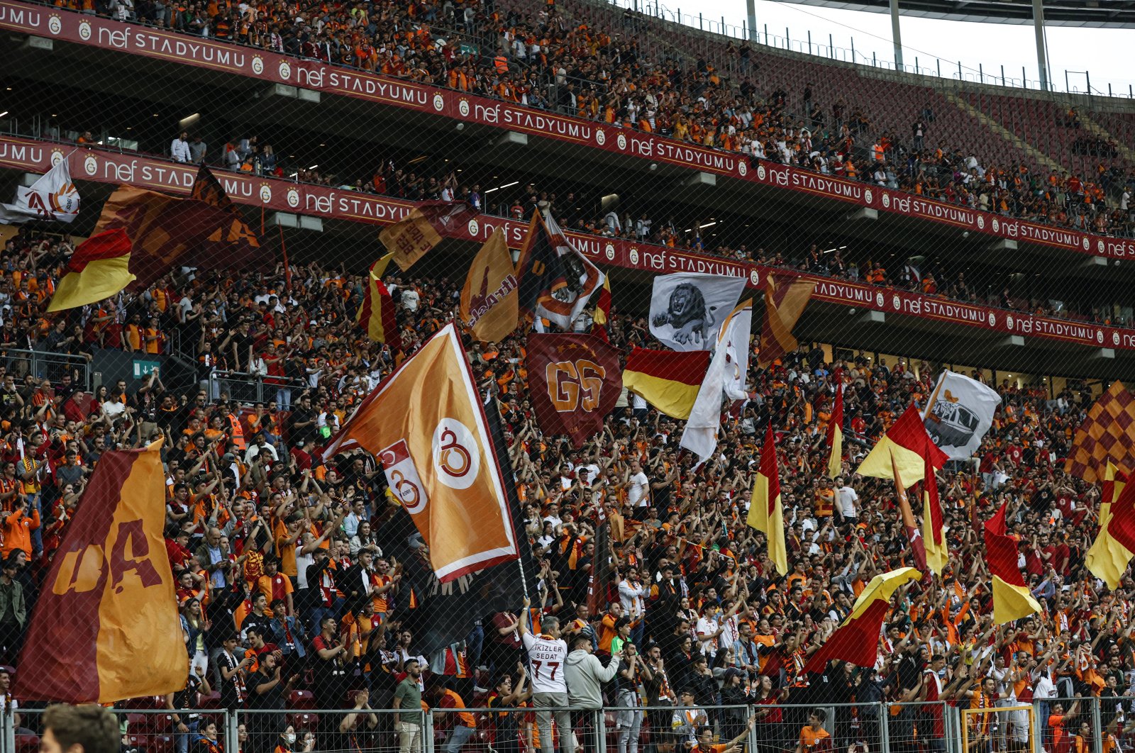 Galatasaray dominates Turkey’s ‘fan map’ ahead of Fenerbahçe 