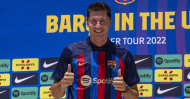 Robert Lewandowski poses during the press conference introducing him to FC Barcelona at Conrad Fort Lauderdale Beach in Fort Lauderdale, Florida, U.S., July 20, 2022. (AFP Photo)