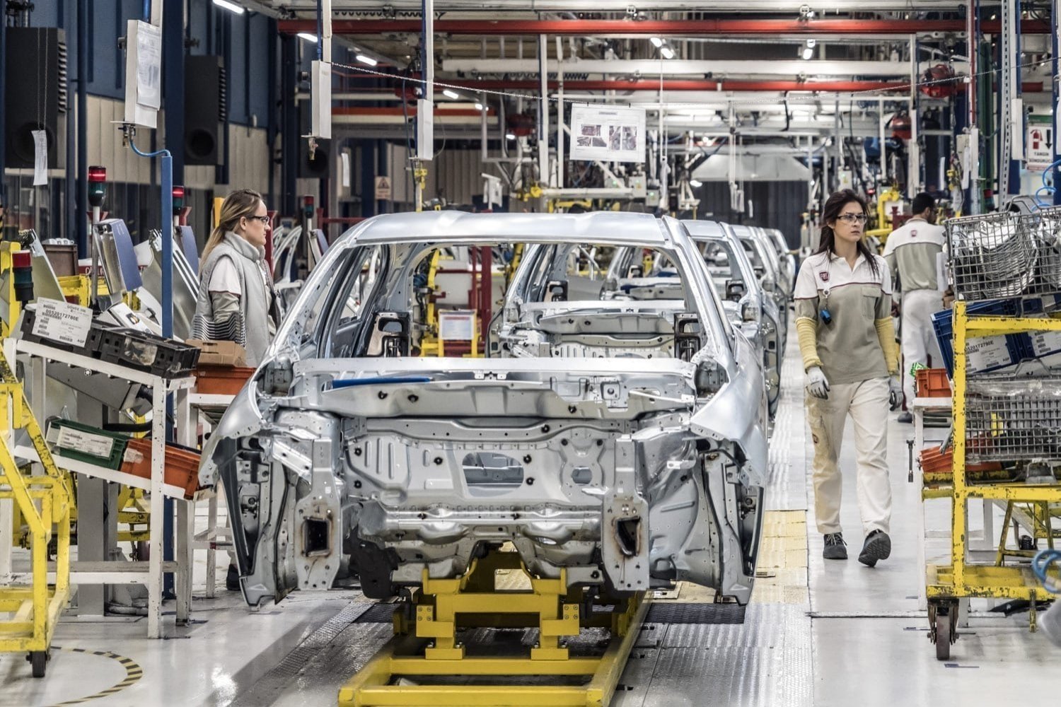 Cars are assembled in the Bursa factory of Tofaş, a joint venture of Turkey&#039;s Koç Holding and Italian-American carmaker Fiat Chrysler, Bursa, Turkey, March 31, 2020. (AA Photo)