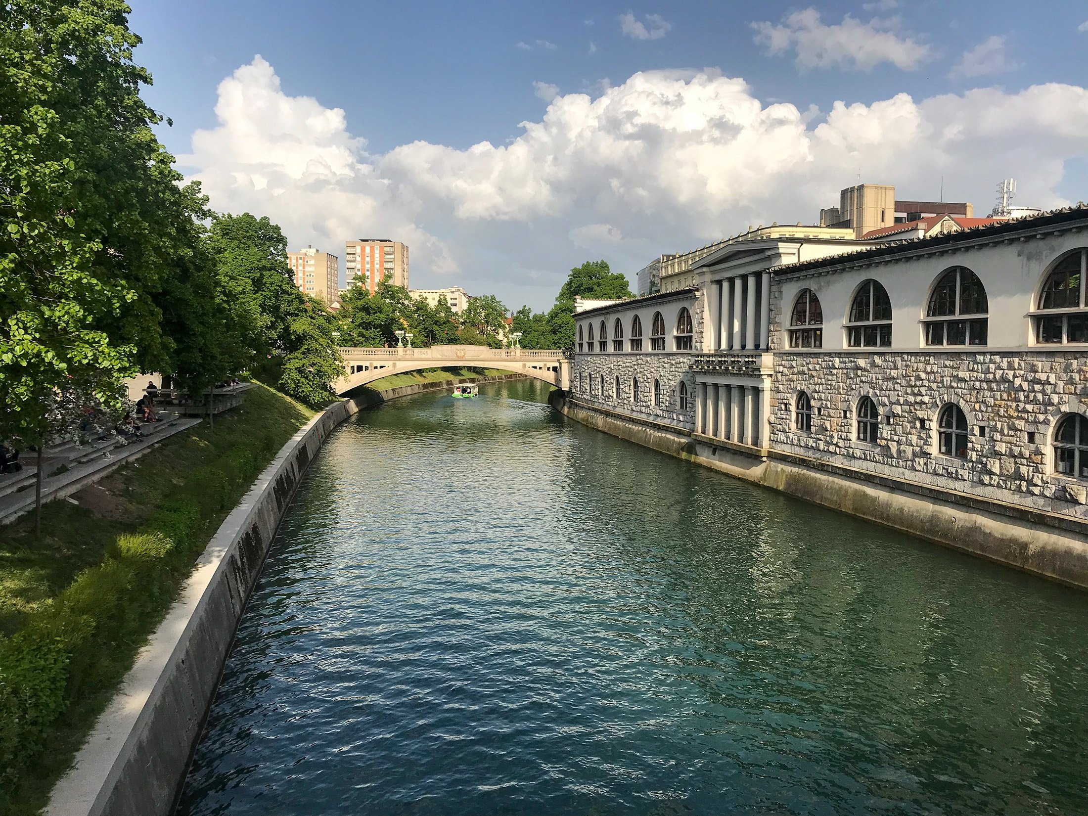 Ljubljana, whose name seems difficult to pronounce, can impress you with its lush nature, fun, safe streets and friendly people, in Slovenia. (Photo by Özge Şengelen)