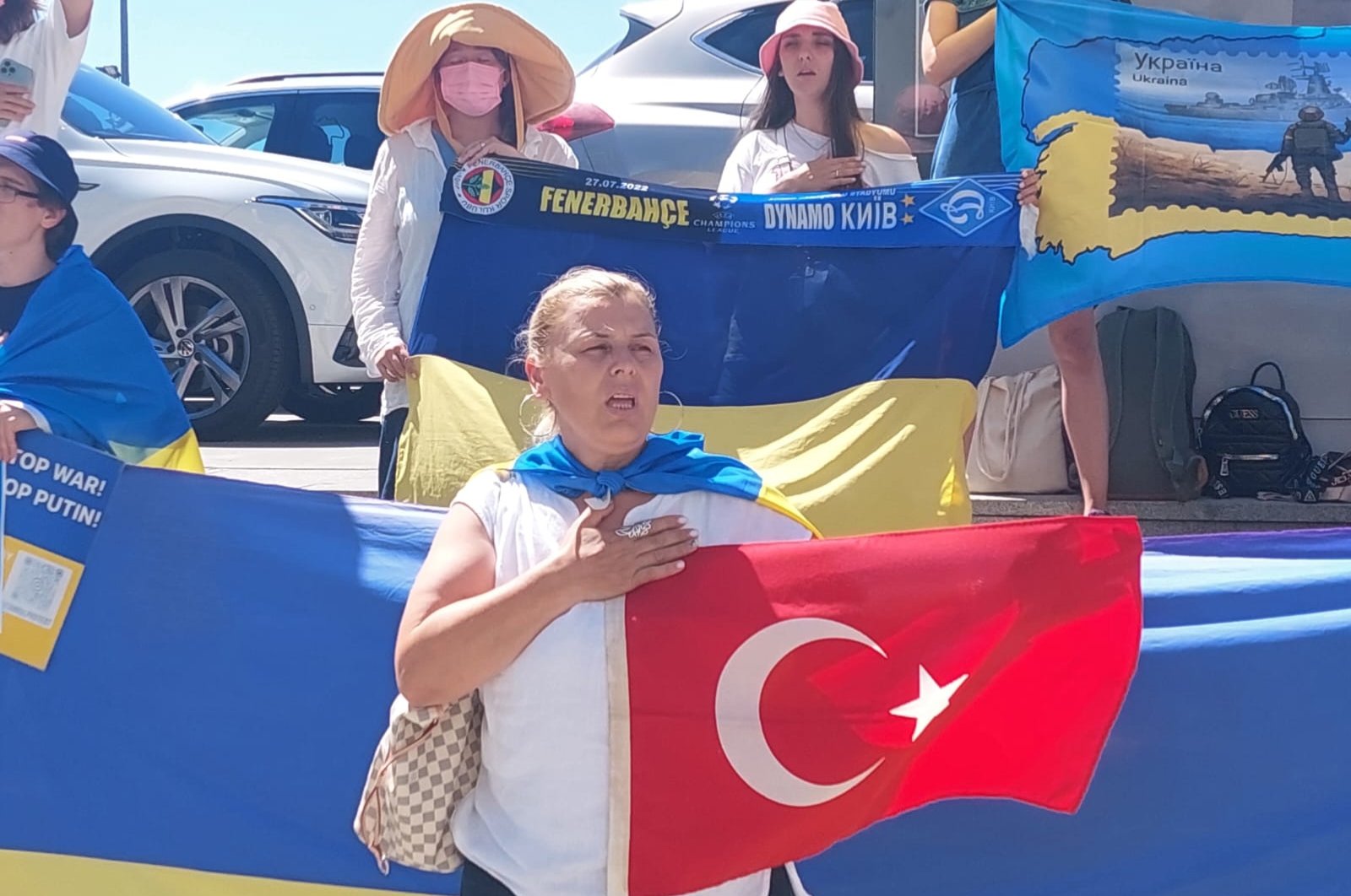Pertandingan Fenerbahe-Kyiv di Istanbul dibayangi oleh nyanyian ‘Putin’