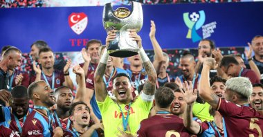 Trabzonspor players celebrate with the 2022 Turkish Super Cup, Istanbul, Turkey, July 30, 2022. (DHA Photo)