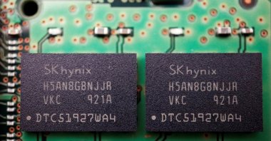 Memory chips by South Korean semiconductor supplier SK Hynix are seen on a circuit board of a computer in this illustration picture taken Feb. 25, 2022. (Reuters Photo)