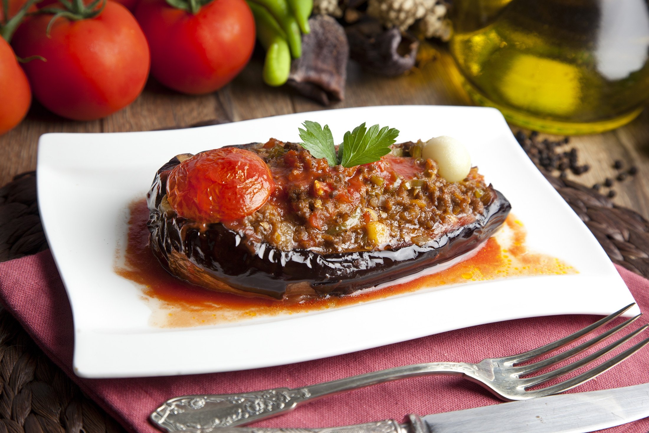 Karnıyarık is perhaps the most popular eggplant dish in Turkish cuisine. (Shutterstock Photo)