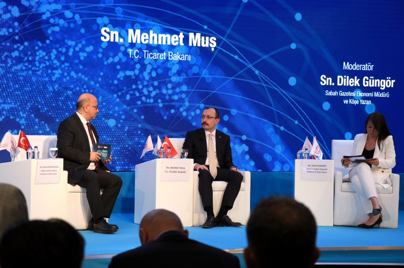 Trade Minister Mehmet Muş (C) during the second Turkey Export Mobilization summit, organized by Turkuvaz Media Group, in Konya, central Turkey, Aug. 3, 2022. (AA Photo)