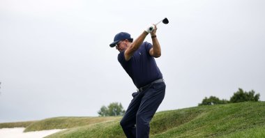 Phil Mickelson plays at LIV Golf Invitational, in New Jersey, United States, July 29, 2022. (AFP PHOTO)