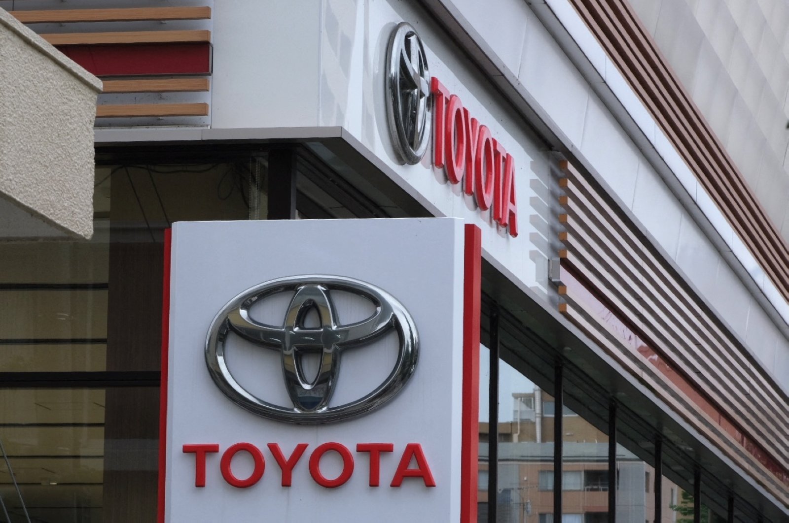 Keuntungan Toyota turun di Q2 karena kekurangan chip membuat pelanggan menunggu