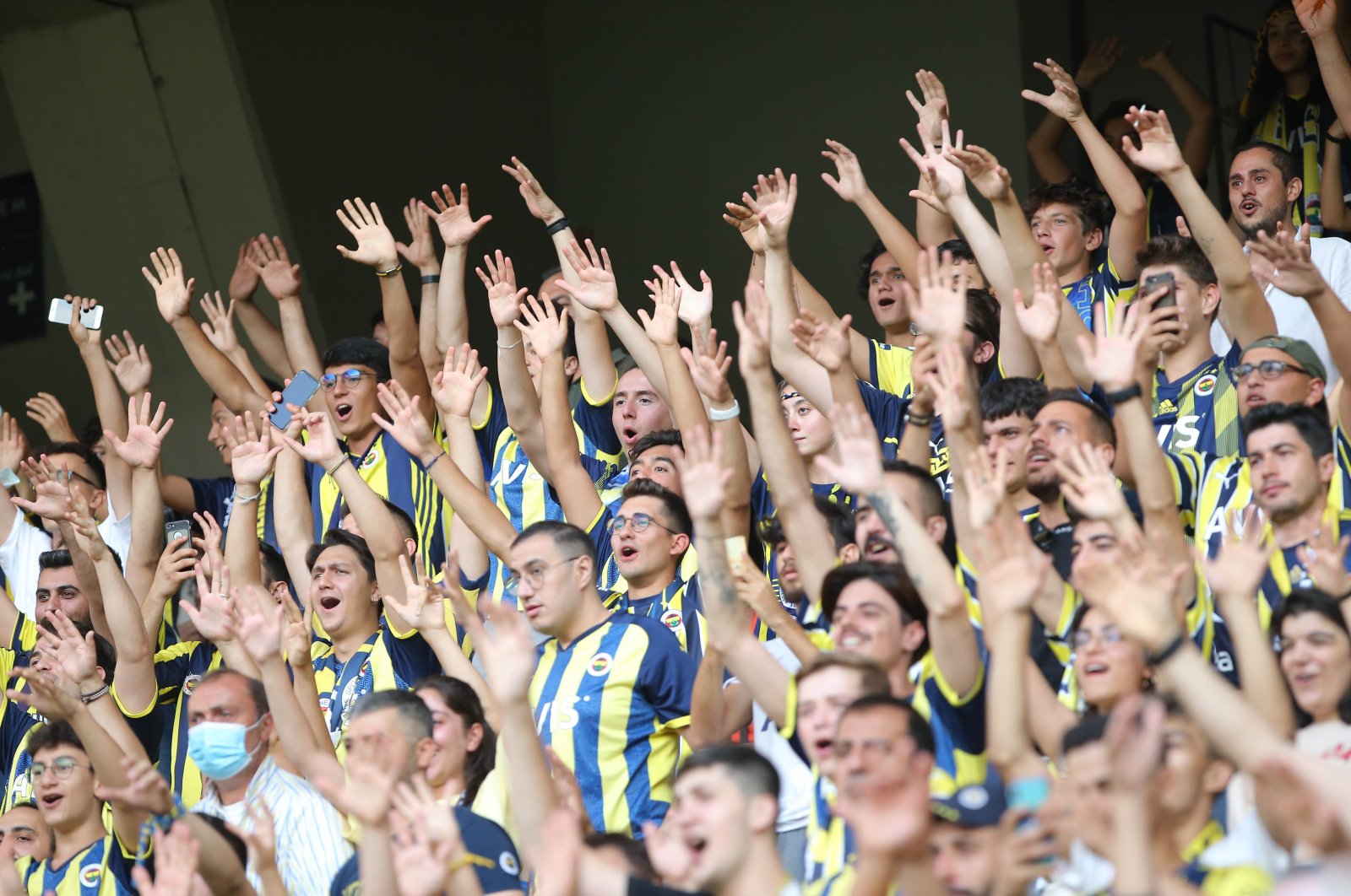 Fenerbahçe fans during a Europea League qualifier against Slovacko, Istanbul, Turkey, Aug. 4, 2022. (DHA Photo)