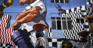 A mural depicting the official mascot of the 44th Chess Olympiad is seen in Chennai, India, Aug. 2, 2022. (EPA Photo)