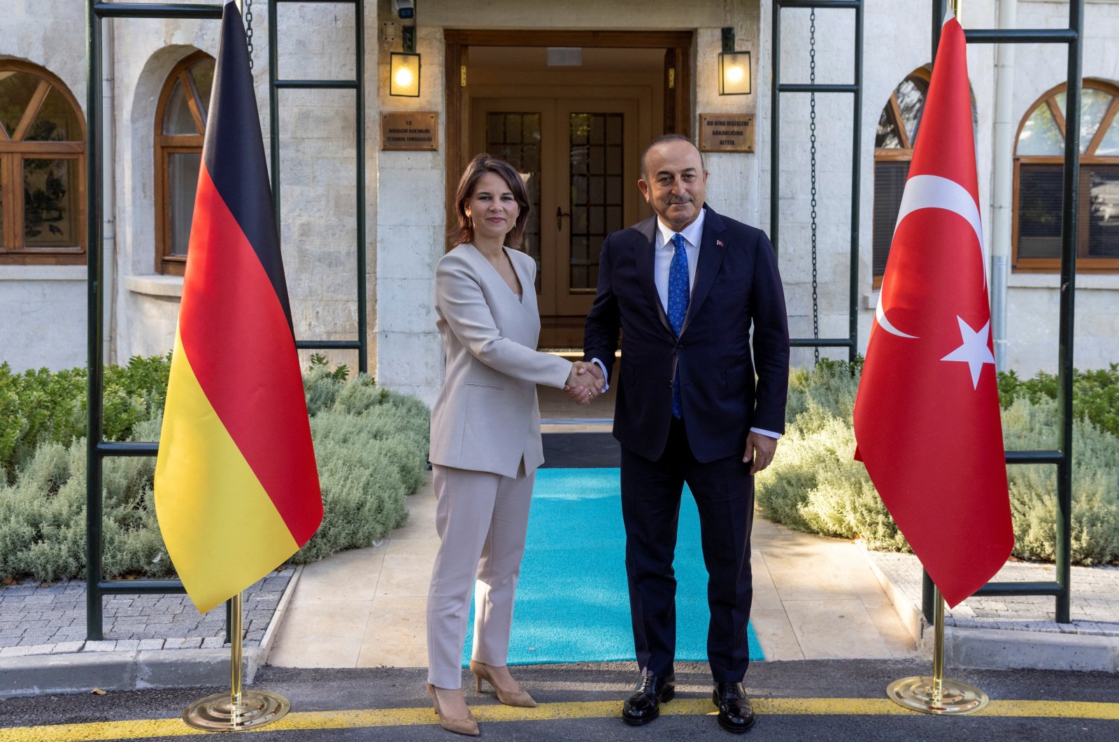 Foreign Minister Mevlüt Çavuşoğlu and German Foreign Minister Annalena Baerbock (L) meet in İstanbul, Turkey, July 29, 2022.(Reuters Photo)
